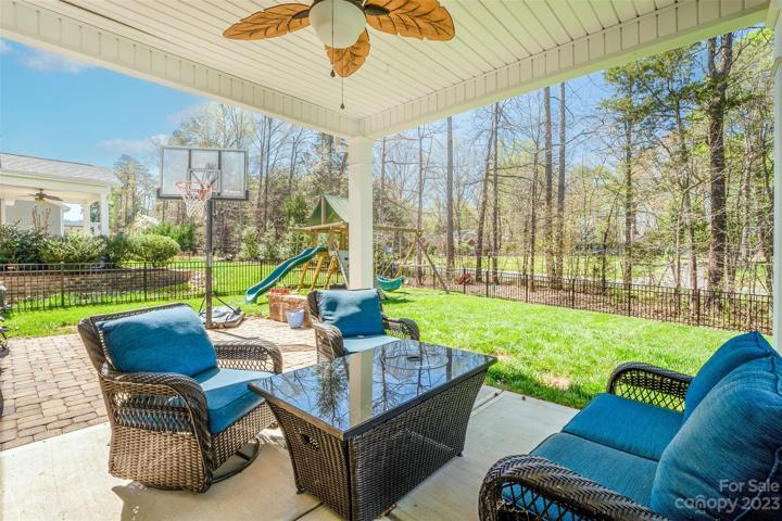 Look at this covered porch! To die for!