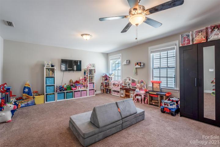 Bonus Room! It is huge!