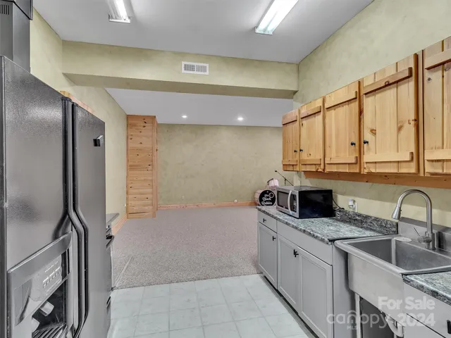 Kitchen, Basement Level
