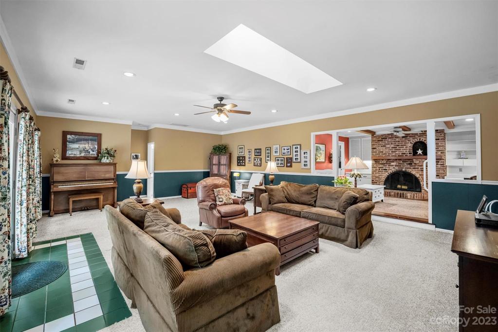 Lots of room to relax!