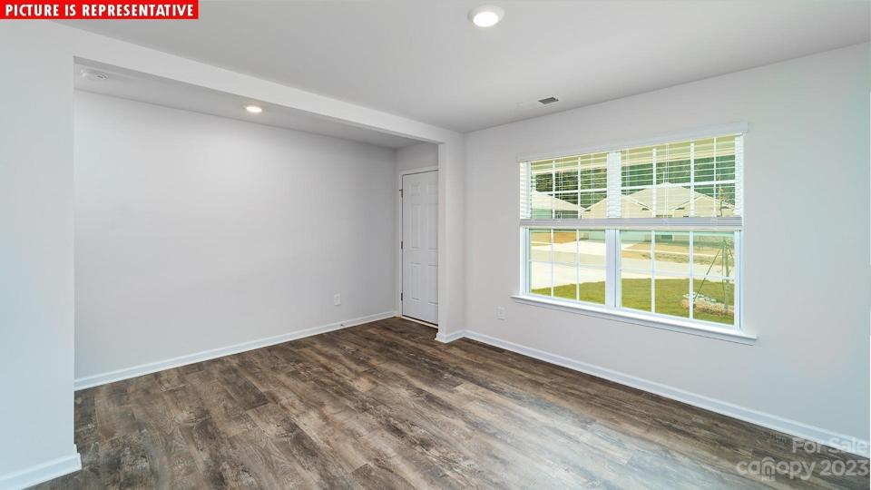 Flex Room