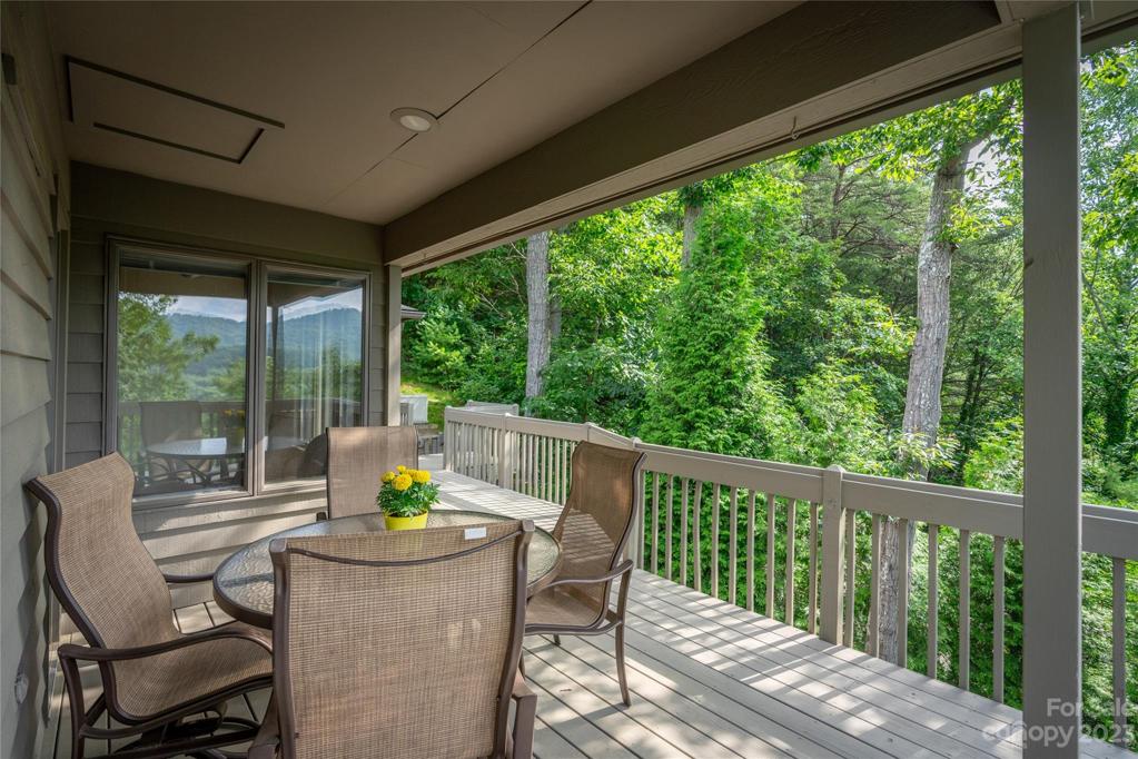 Upper deck off of the Kitchen