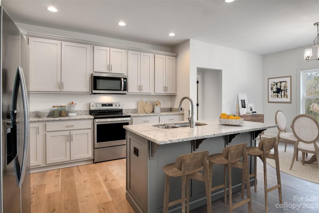 Large Island in the kitchen