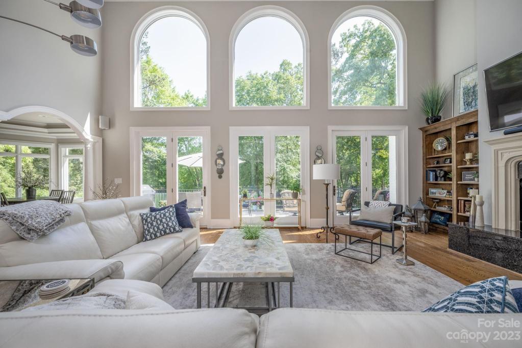 Room with a View for Relaxing or Entertaining!!!