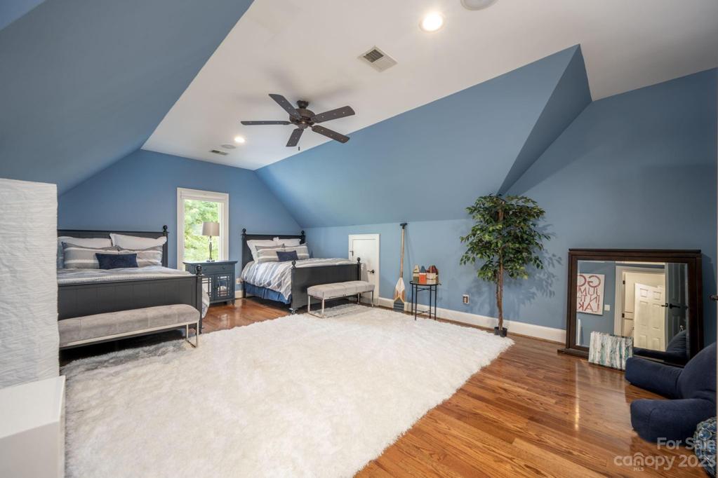 Bonus Room/Bedroom with Plenty of Lounging Space