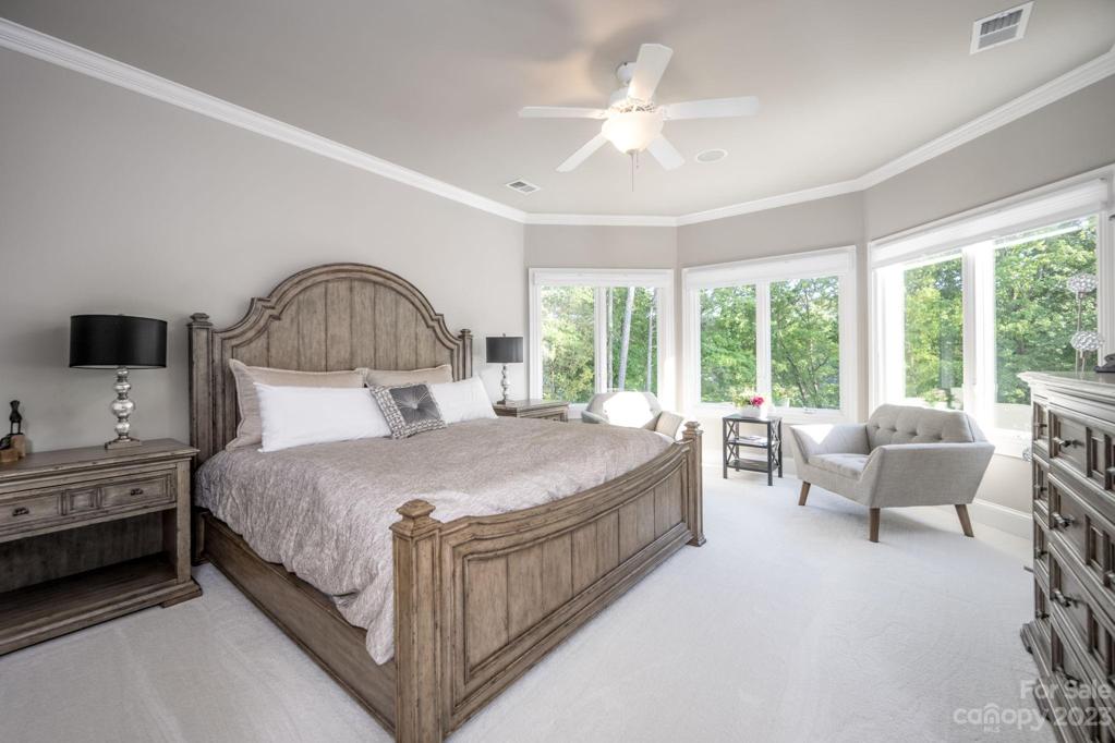 Waterfront Bedroom 4 Suite