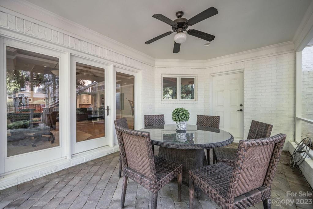 Waterfront Level Screened in Porch