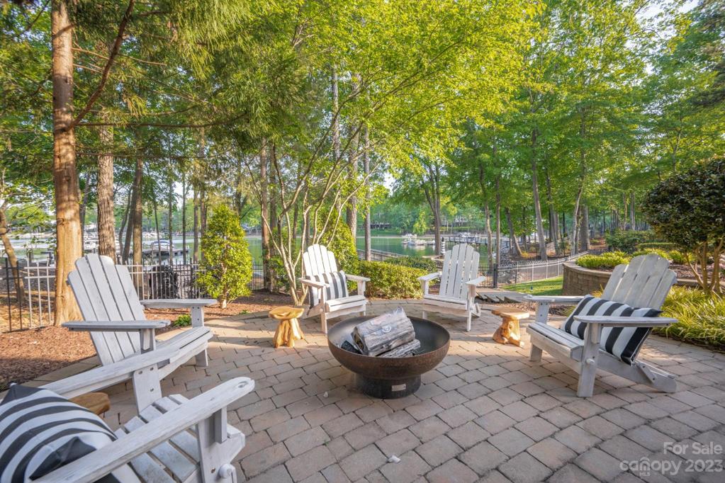 Waterfront Level Cozy Fire Pit Area