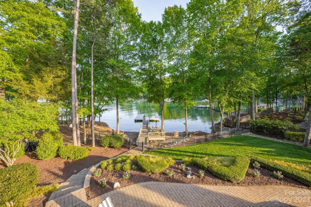 Picture Perfect Waterfront Oasis