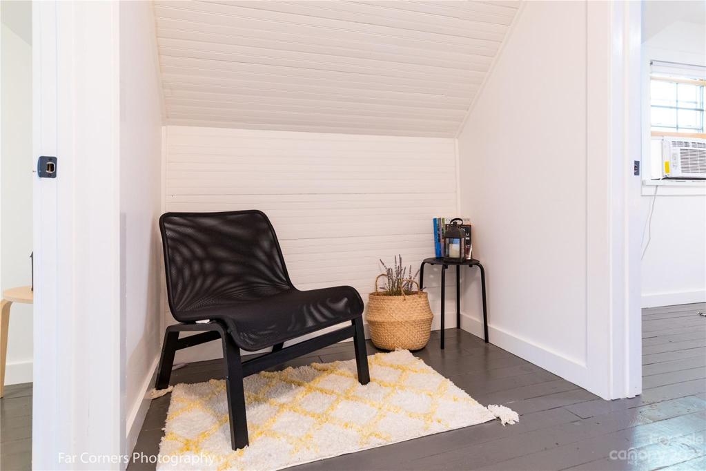 Upstairs Landing/Loft