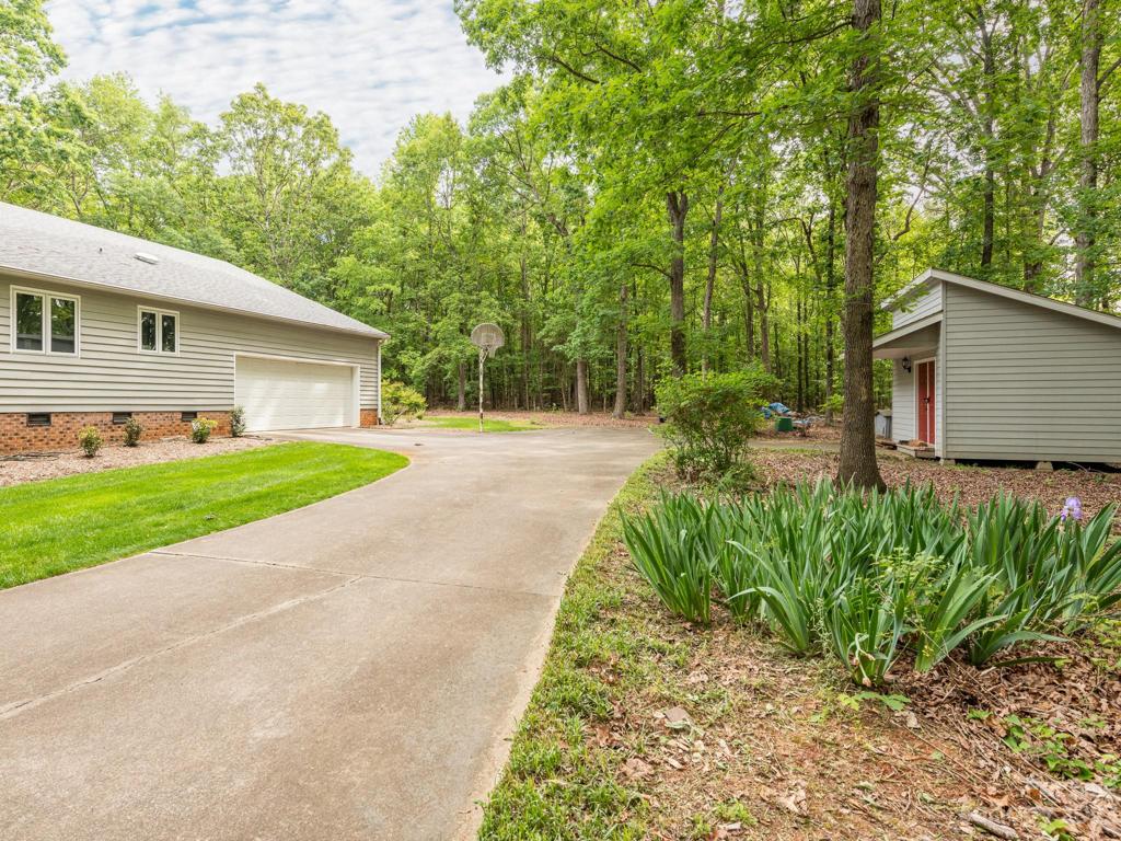 Driveway to Garage