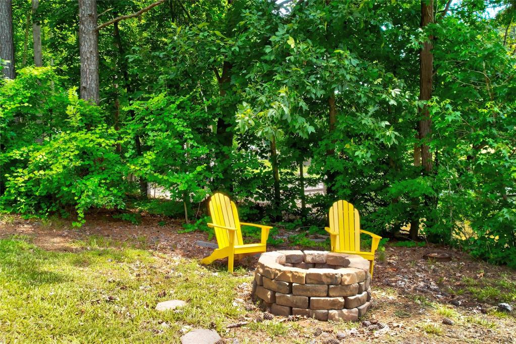 Lakeside firepit