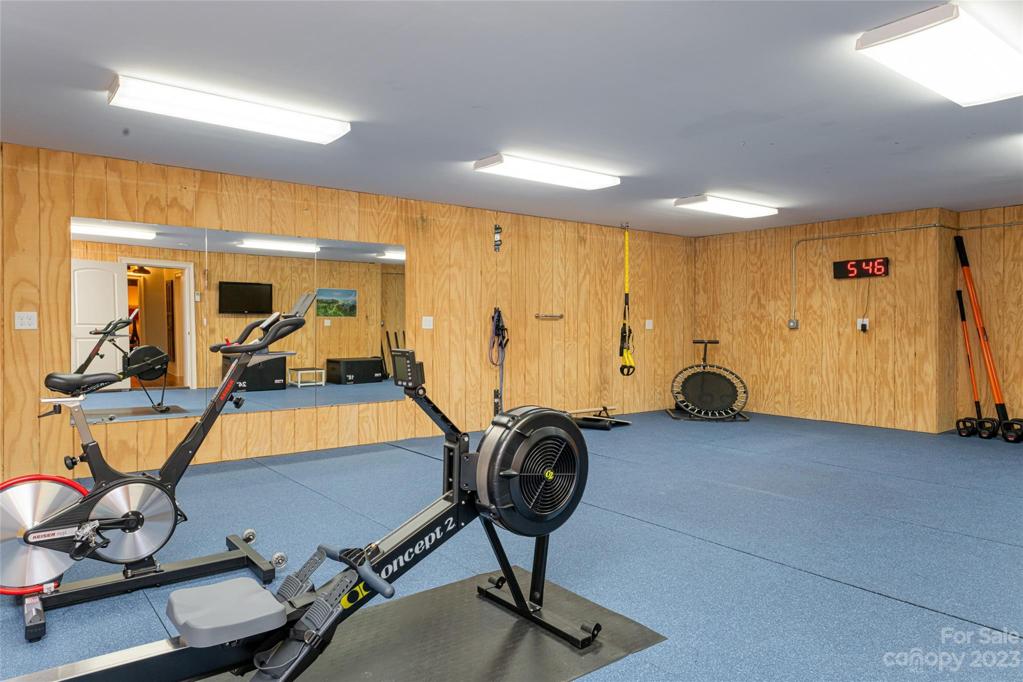 a HUGE gym in the basement!