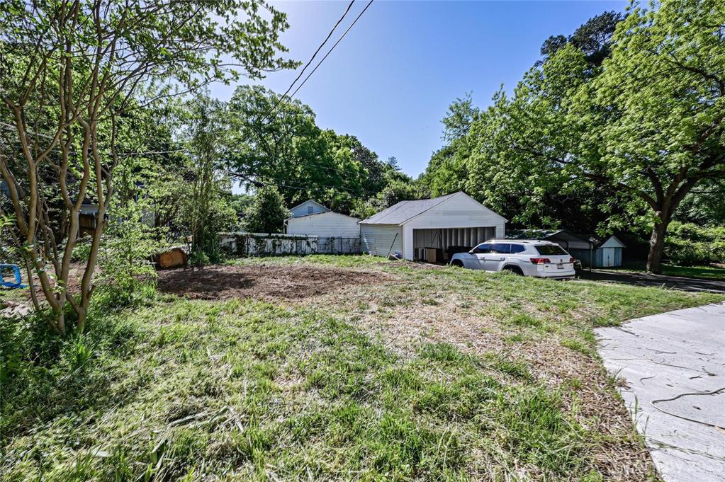 2 car detached garage space