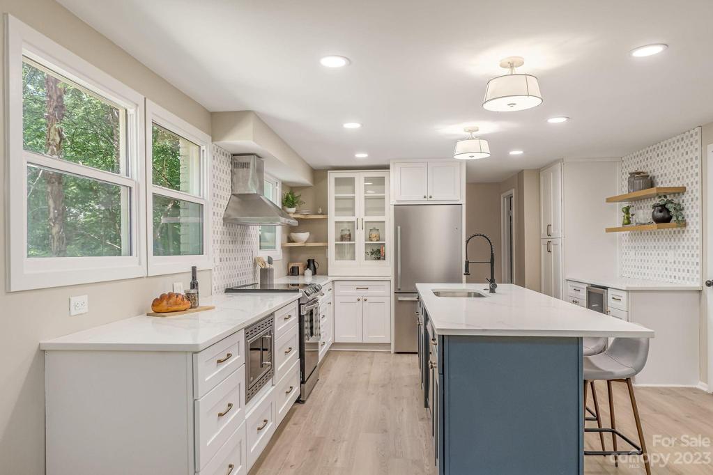 Brand new kitchen!