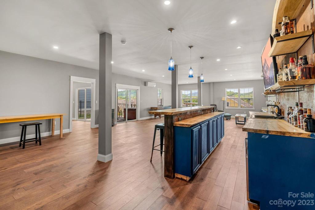 Custom wet bar and entertainment area