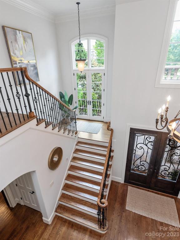 2 sets of wide stairs and an elevator for easy access to upper evels
