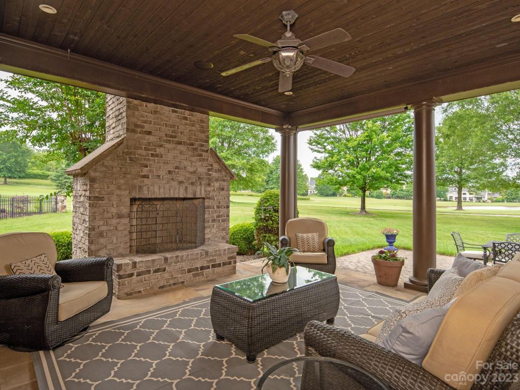 Oh..this view.  Wood burning fire-place makes this a wonderful spot even in the fall.