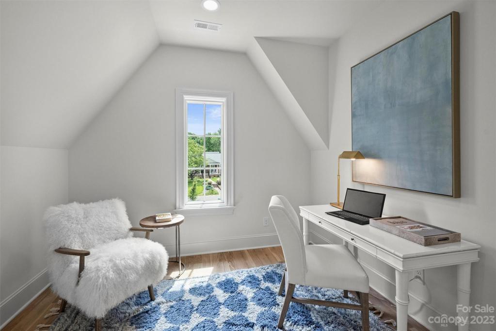 Versatile flex space, perfect as an office, homework room, reading nook, or workout room!