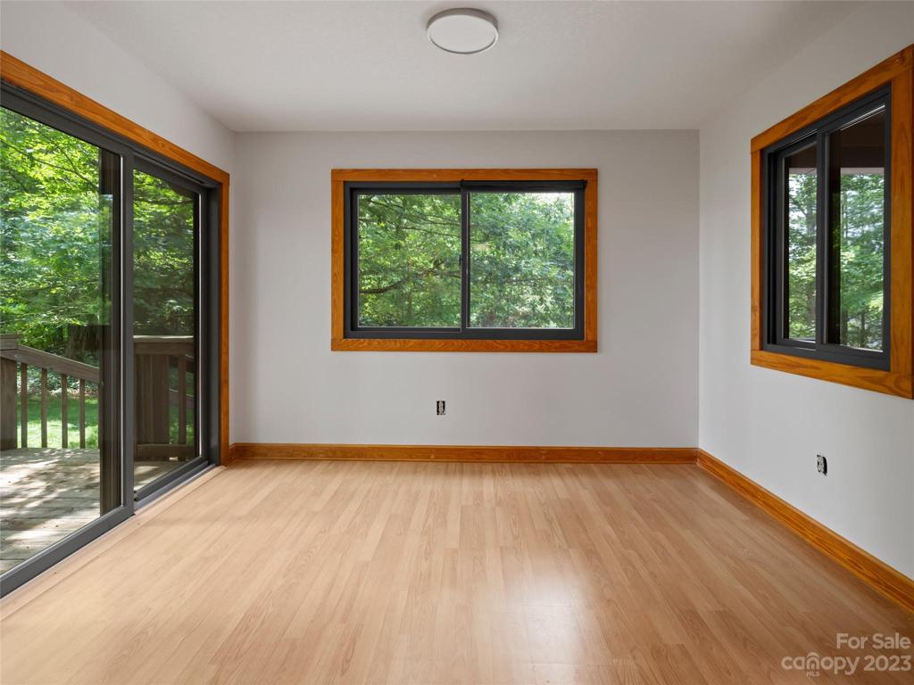 Breakfast Room