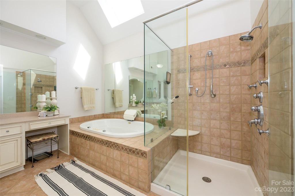 Primary bath