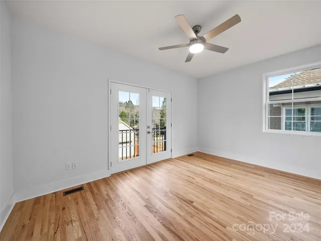 Primary Suite (model home)