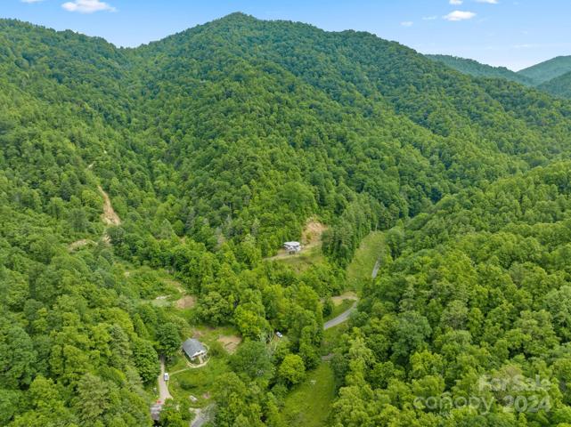 Plenty of distance from your neighbor