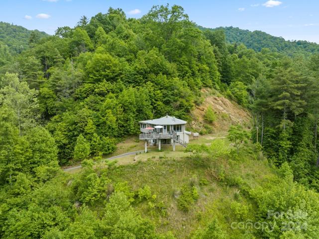 Welcome to your new mountain home!