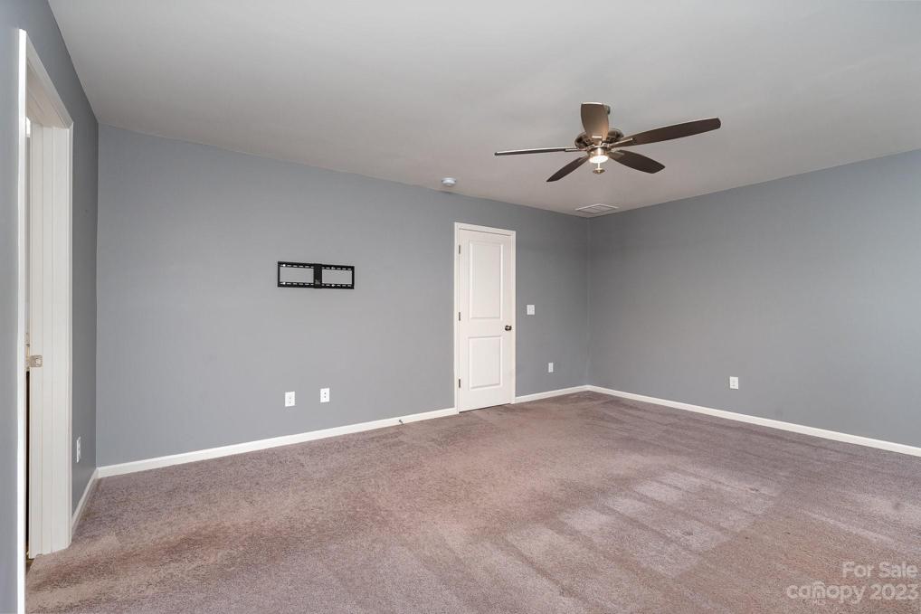 Owner's Suite, Second level