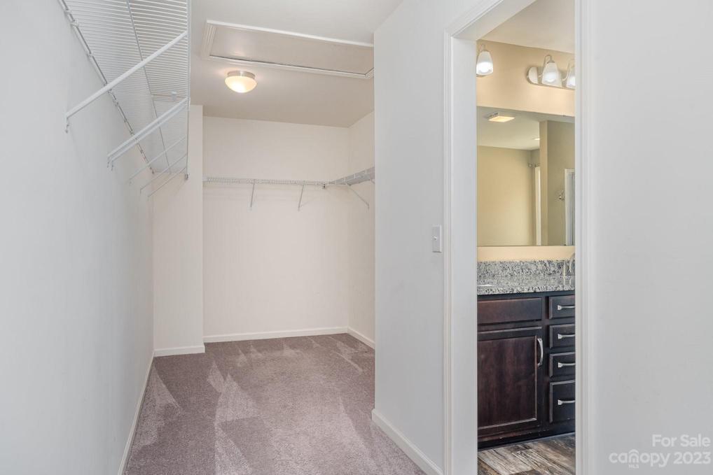 Owner's Suite Closet