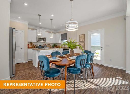 Breakfast open to Kitchen