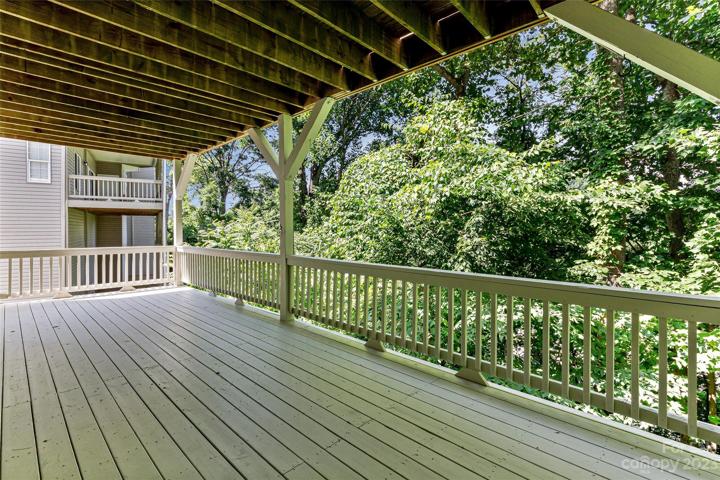 Lower level deck