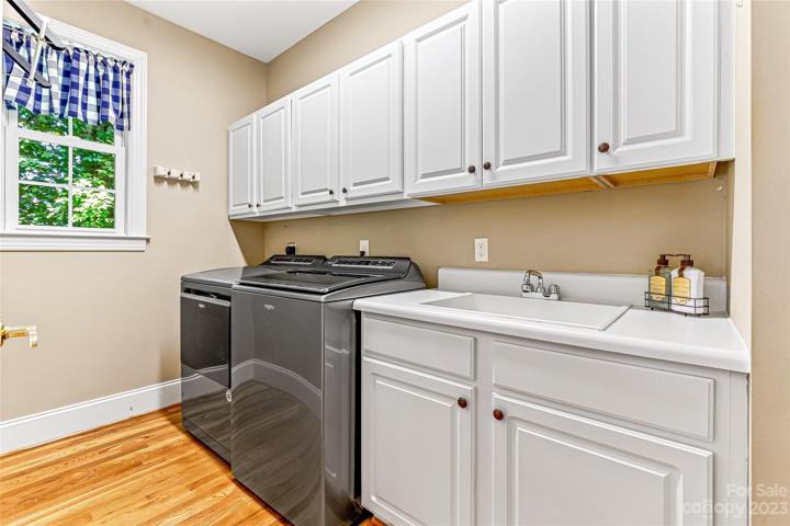 Laundry on main, smart washer and dryer with wifi capabilities convey