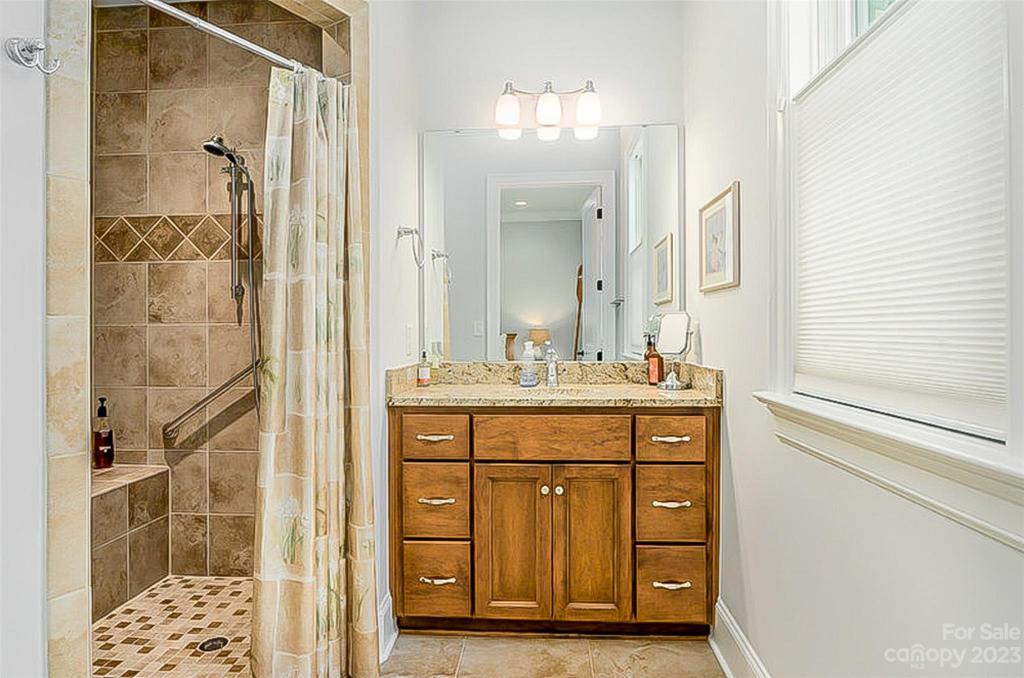 Ensuite Bath in Second Main Floor Bedroom!