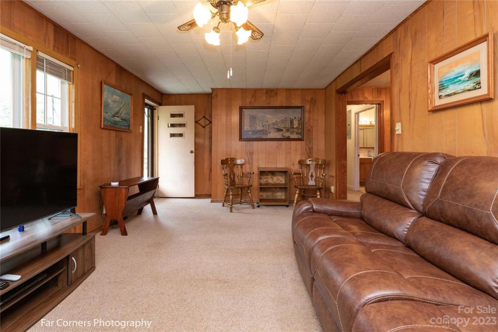 Main house Living room 2