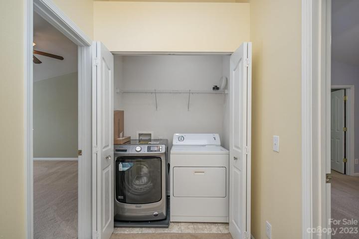 Washer & Dryer convey!