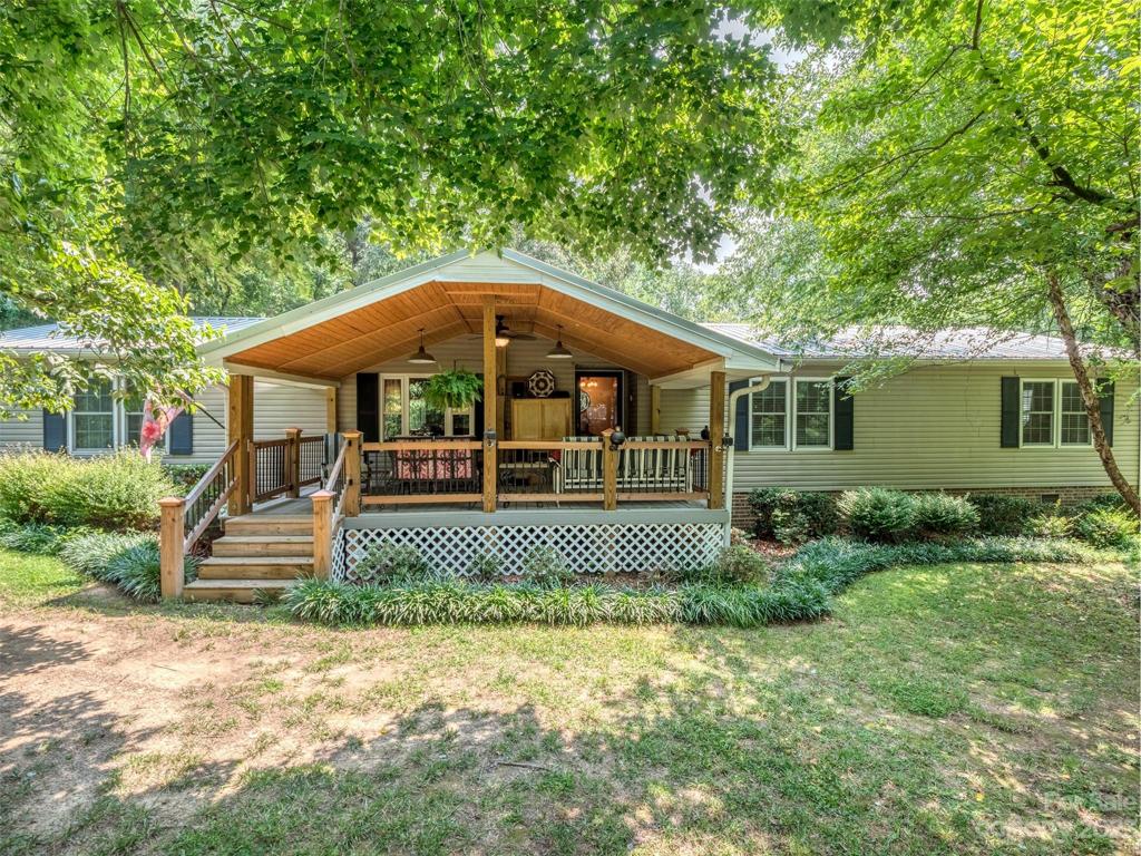 Huge covered front porch