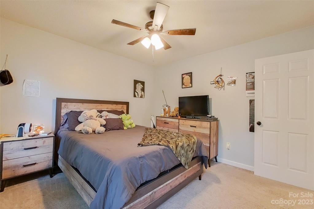 Secondary Bedroom (2nd Floor)