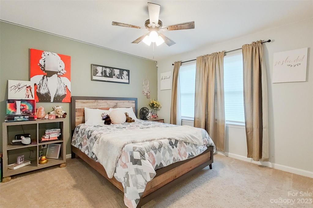 Secondary Bedroom (2nd Floor)