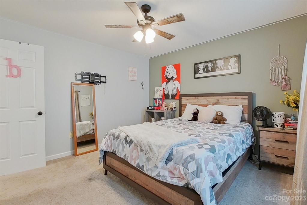 Secondary Bedroom (2nd Floor)
