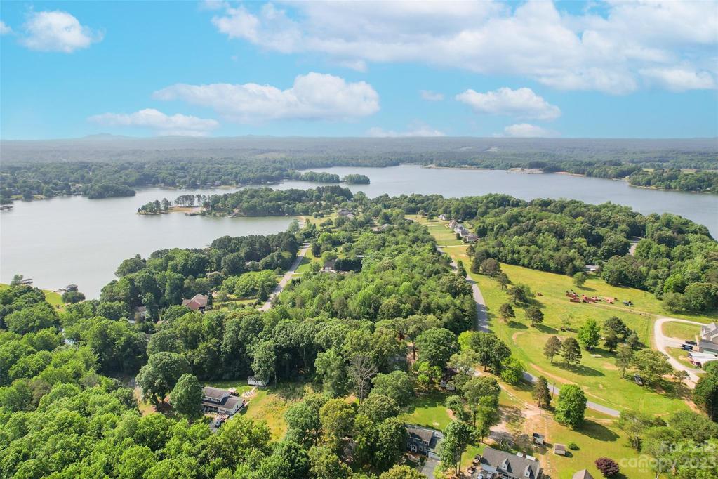 Moss Lake