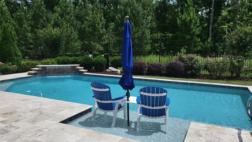 Tanning Ledge on Pool