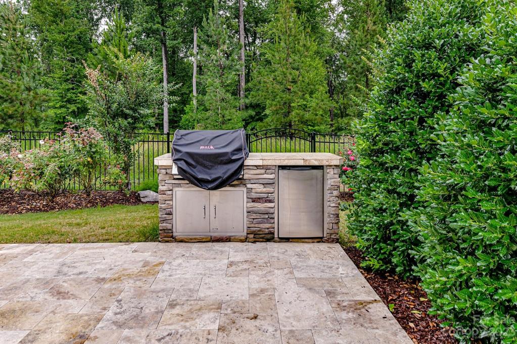 Separate Grilling Station with Built-in Grill with Gas Line