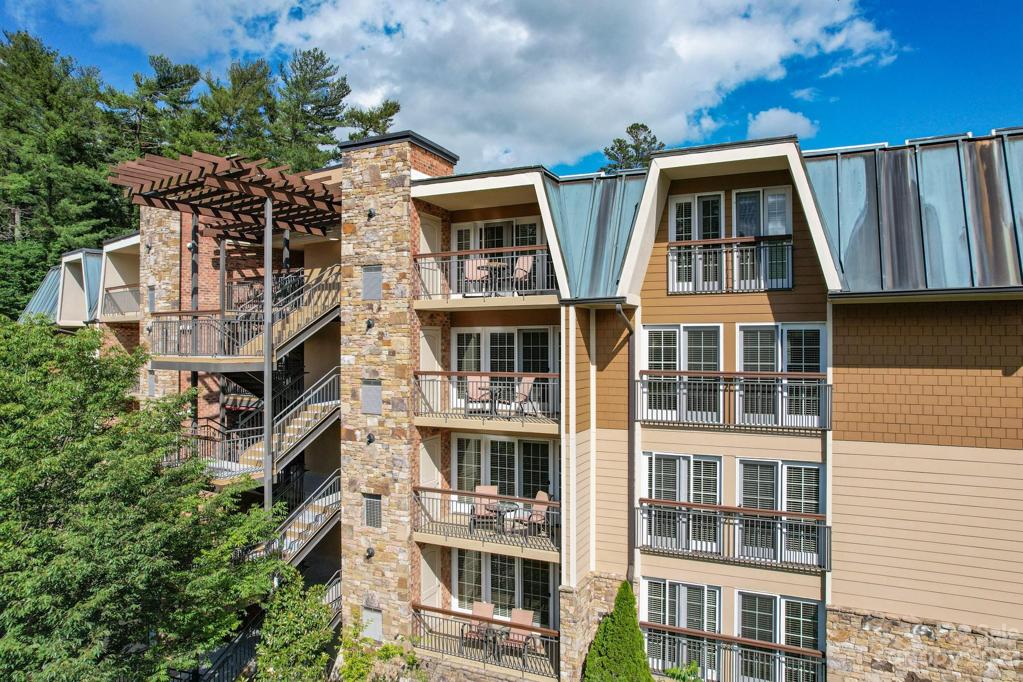 Outside/front of Main Unit
