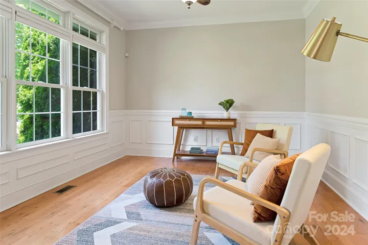 Perfectly sized den, sitting room or office on main level