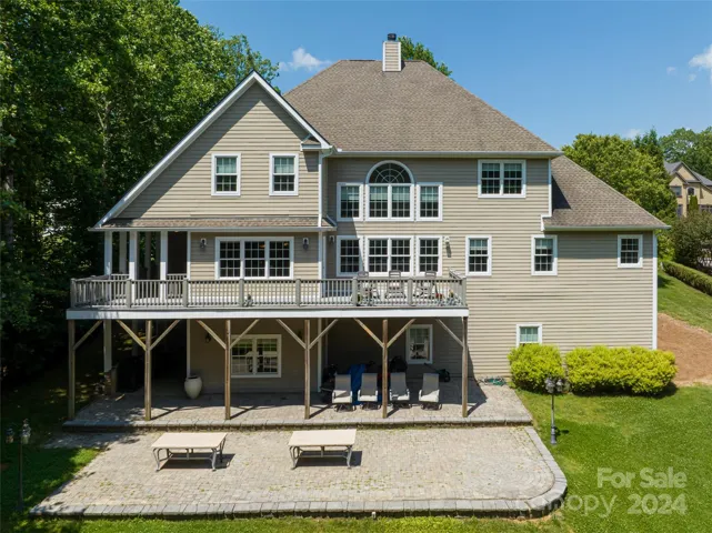 Imagine the possibilities of this large family home with plenty of room for everyone and great outdoor space for family fun or large gatherings