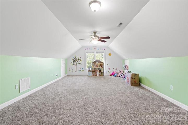 bonus room