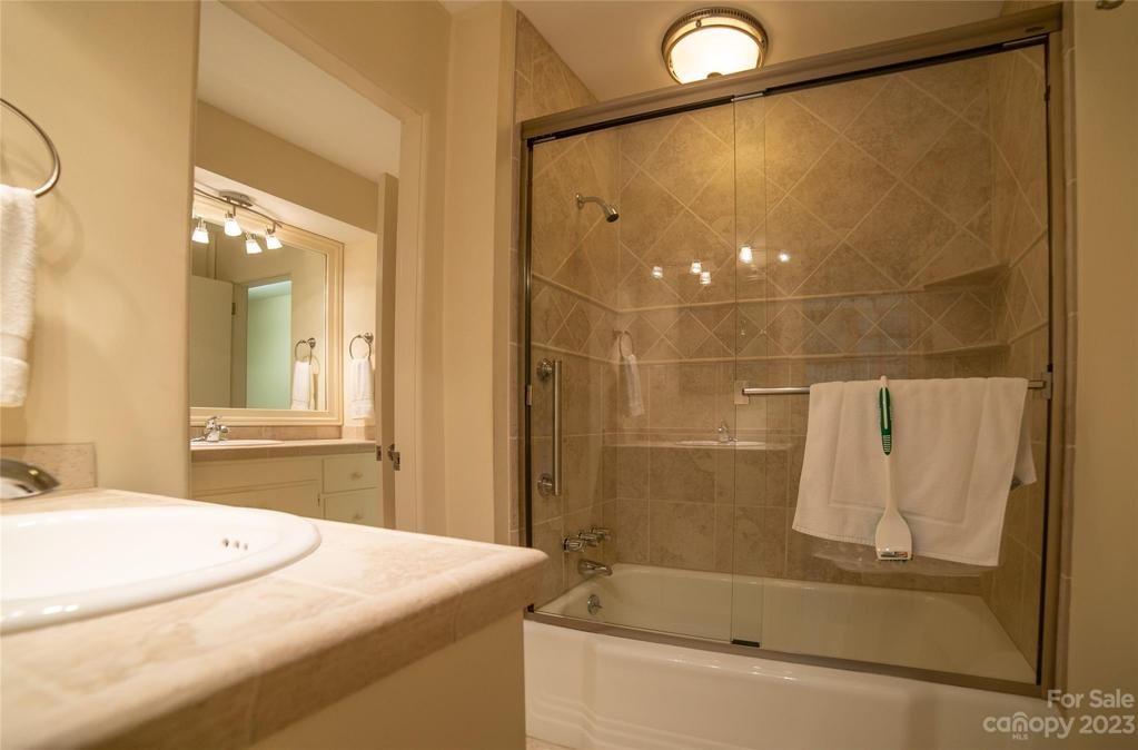 Primary Bath - photo 2