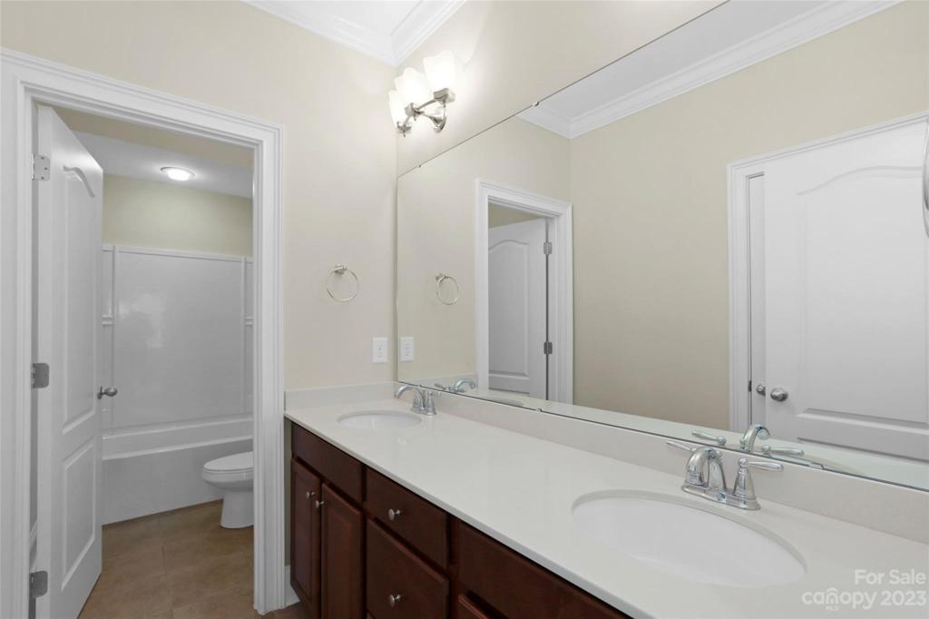 Hall Bathroom upstairs
