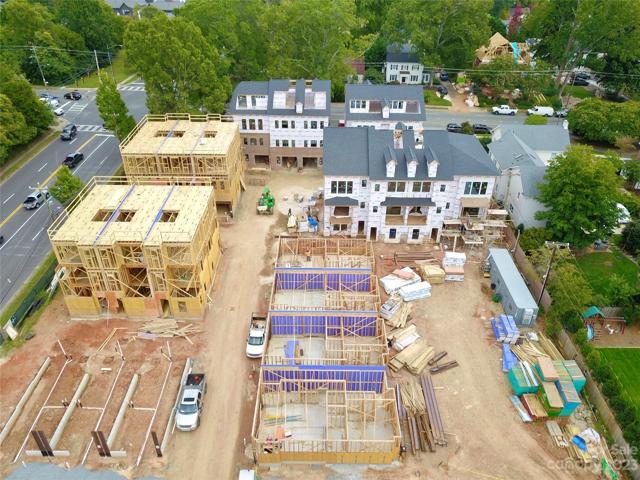 Construction progress photo Selwyn Walk in Myers Park